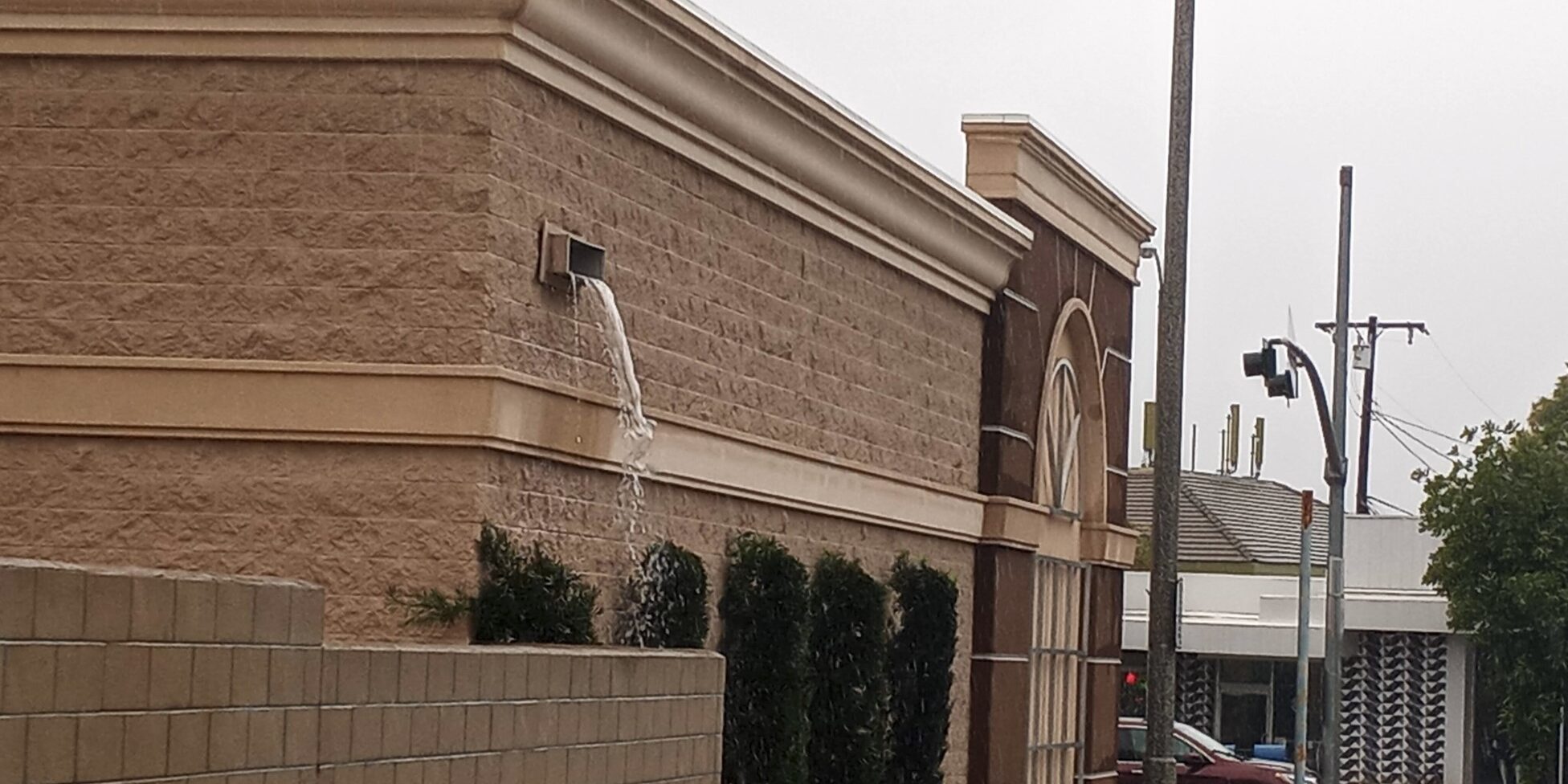 Screenshot 2022-07-29 113539 Commercial building with external drain